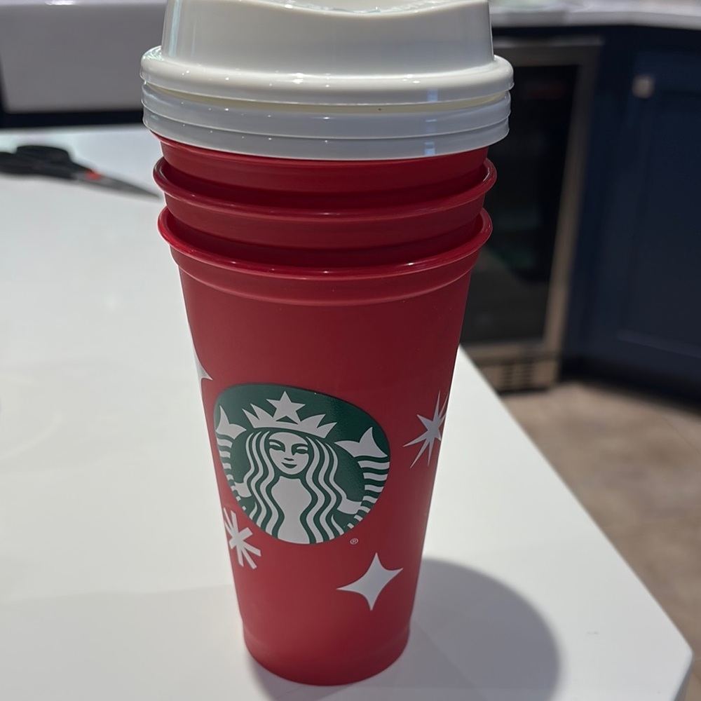 Starbucks Red Holiday Reusable Cup (3)